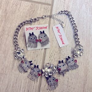 Betsey Johnson Ghost Statement Necklace and Earrings